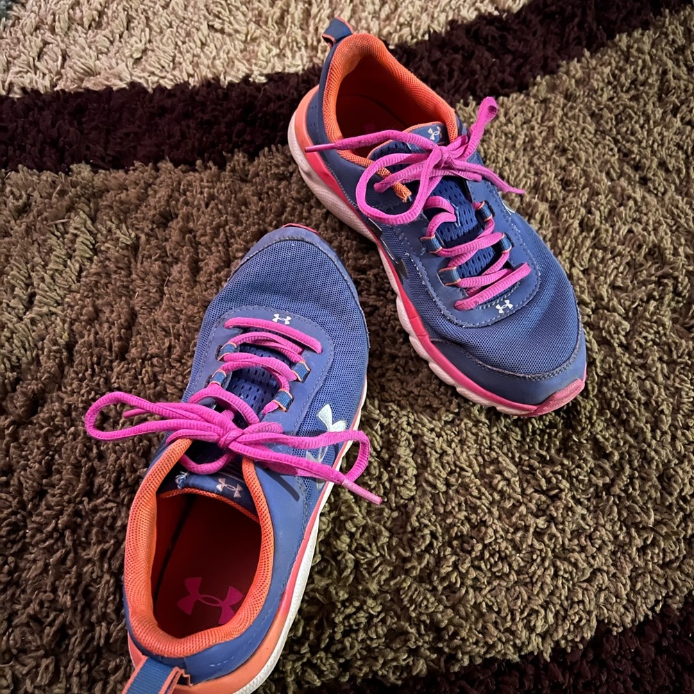 Under Armor Sneakers